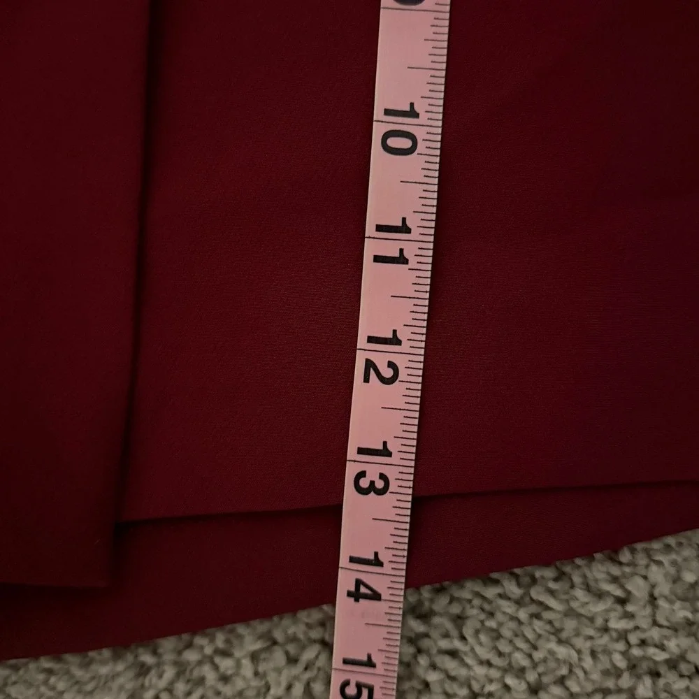 NWT HM Burgundy Wrap Front Skort Gold Buckle Detail Dark Red Size 14